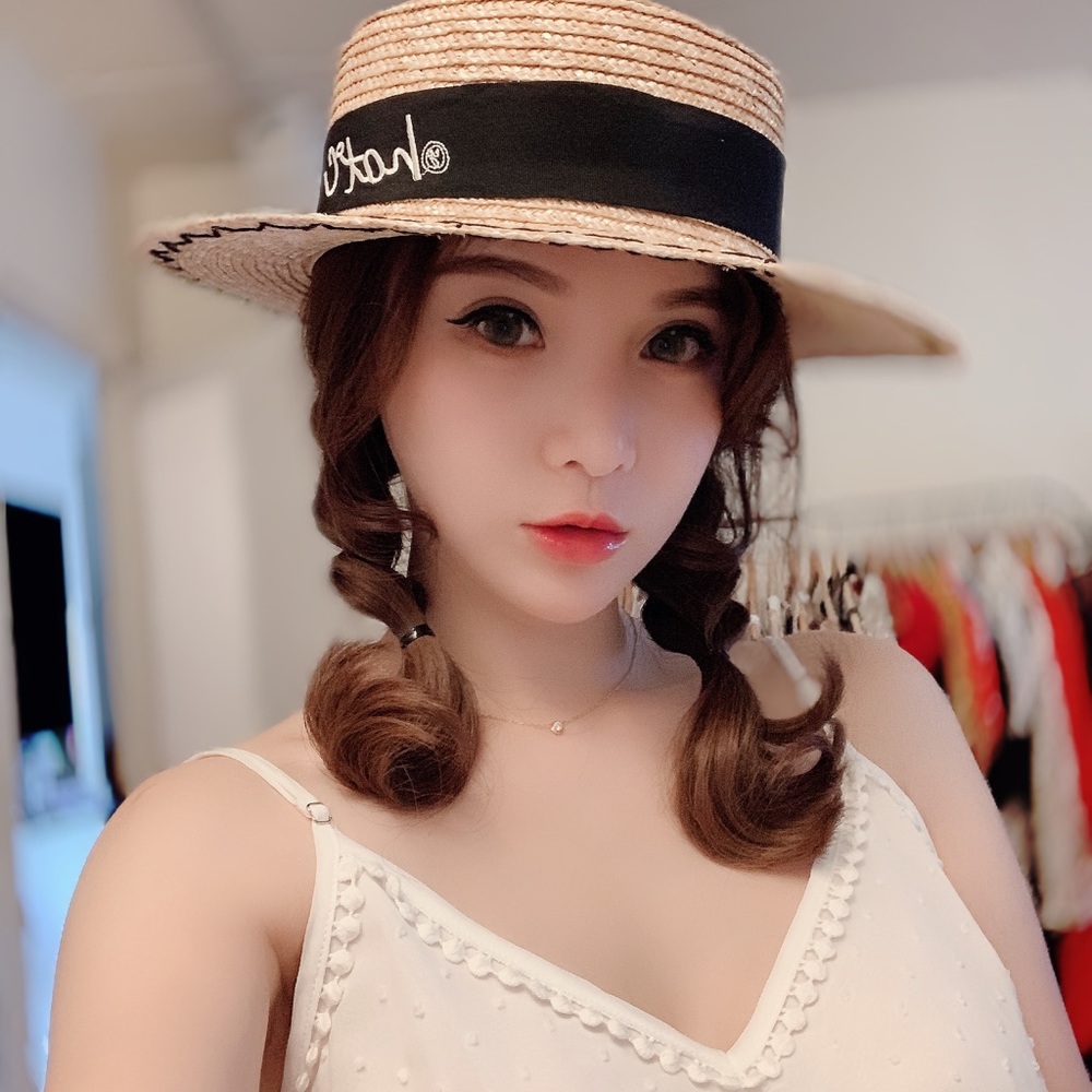 hat - Picture 4 of 4